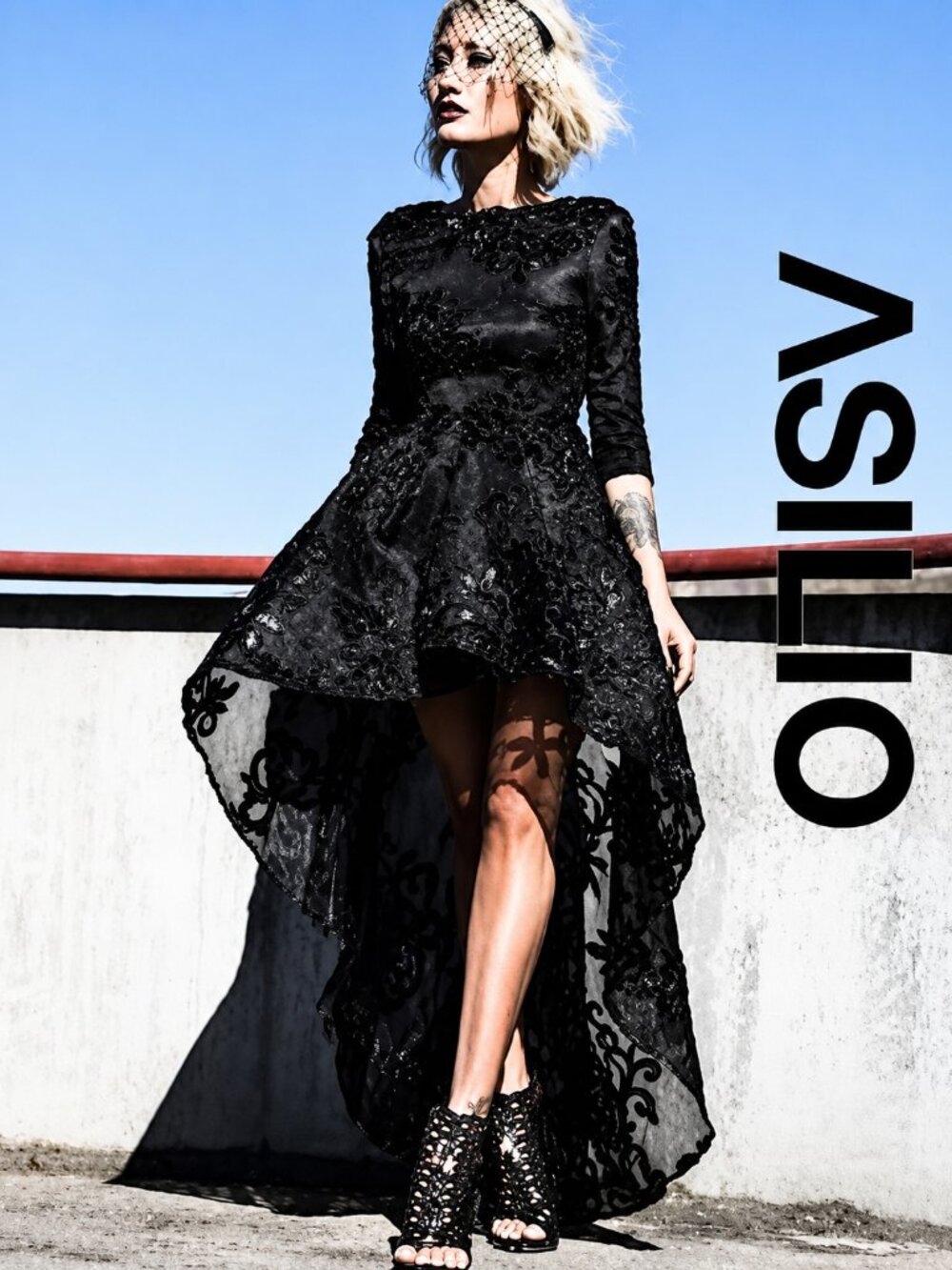 💥SHOWSTOPPER!💥Black Prisoner Queen Avangard 3D Appliqué Hi-Low Dress